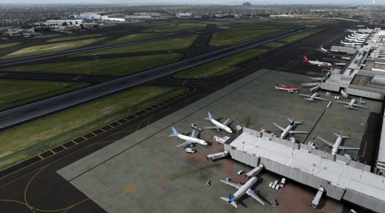 land at mexico city airport